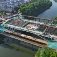 ���������£���������մ��žͻ�����