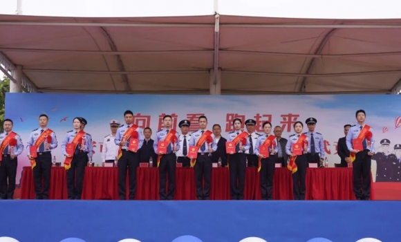 й¡ؾٰȫйصڶ쾯弼ܱ侺Ļʽ